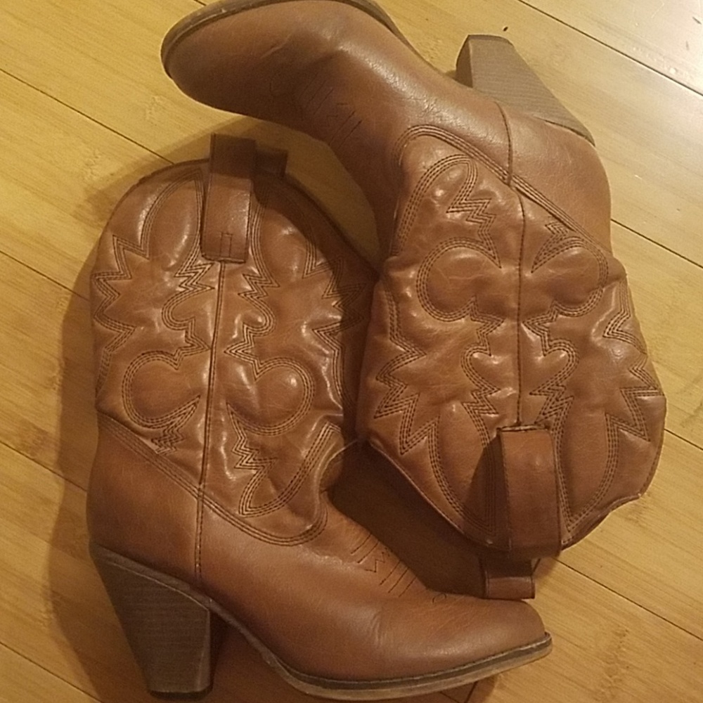 Heeled Boots
